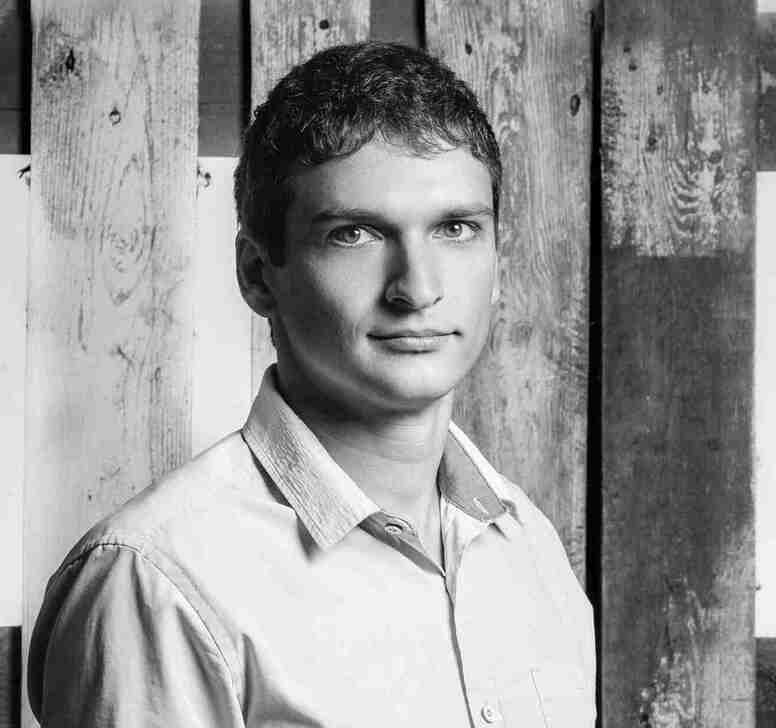 Евгений Клюев