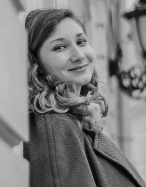 Анна Корабель - режиссёр спектакля "Просто плыть", актриса