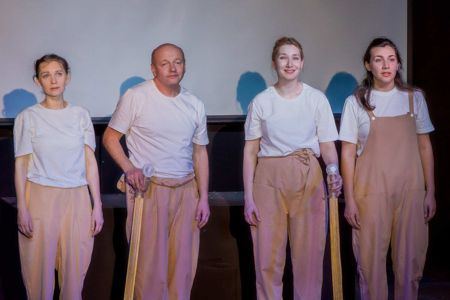 <span style="font-weight: 700;">просто плыть</span>